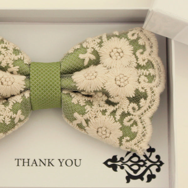 Green lace bow tie,  Handmade lace bow tie, Thank you gift, Pre-Tied Bow Tie, best man bow tie, ring bearer bow tie gift