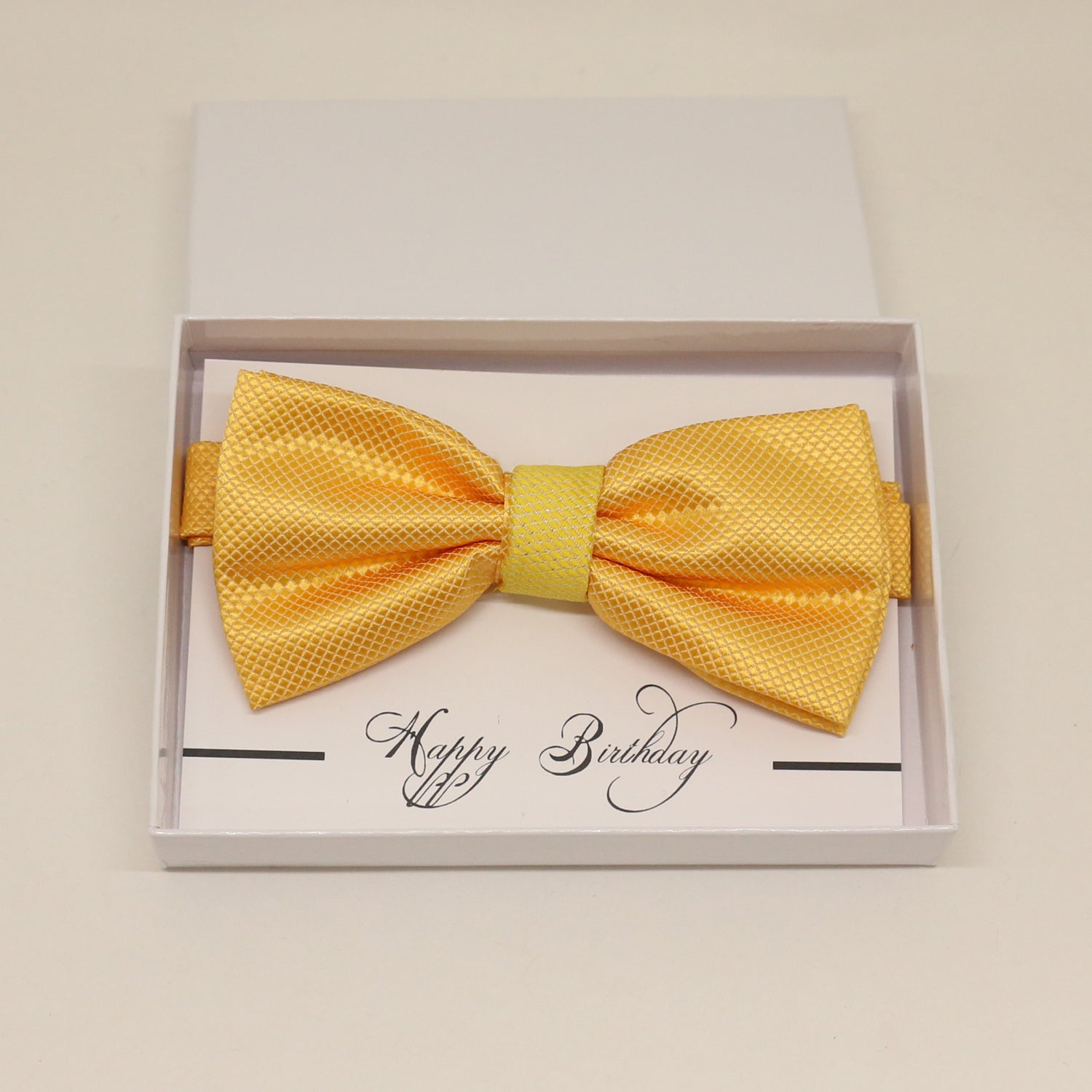 Sunny Yellow bow tie, Best man request gift, Groomsman bow tie, Ring Bearer bow, Happy birthday, congrars grads, yellow tooddler bow tie,