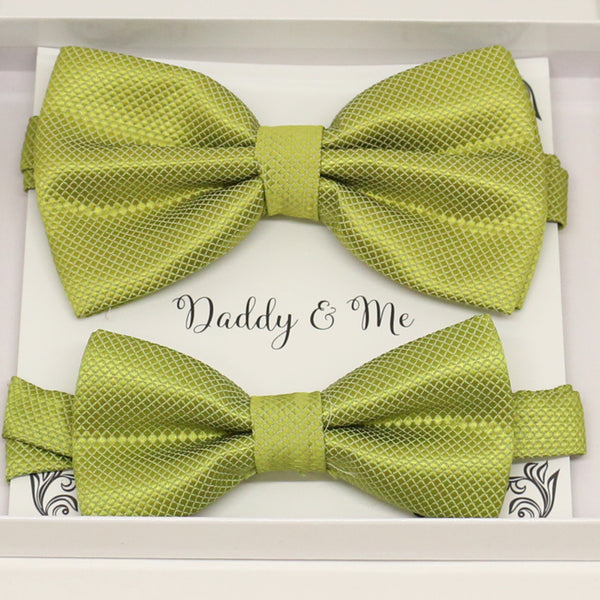 Green Bow tie set for daddy and son, Daddy and me gift set, Grandpa and me, Green Kids Toddler bow tie, Green bow tie set, Grandpa gift